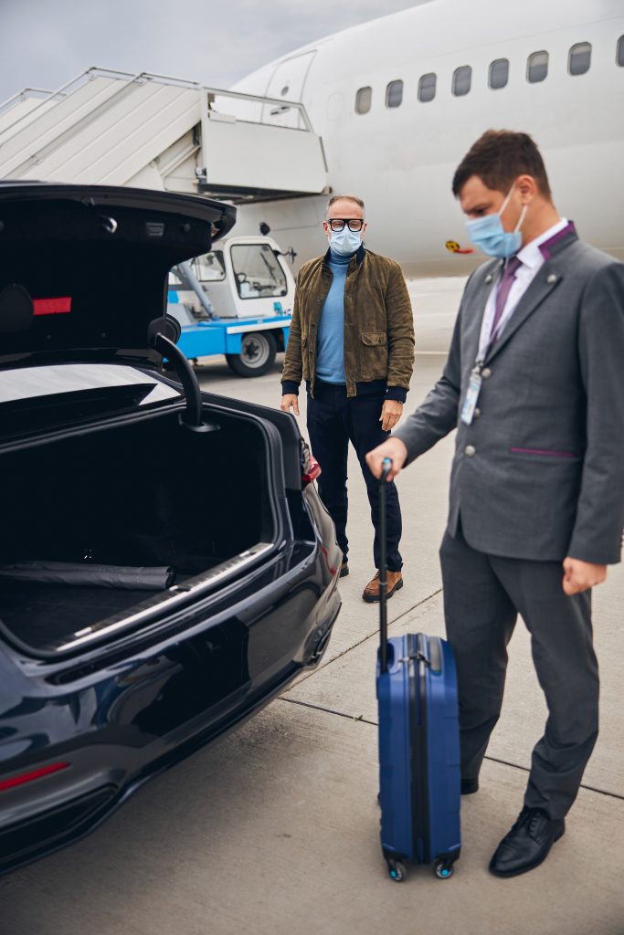 Why Choose Our Airport Chauffeur